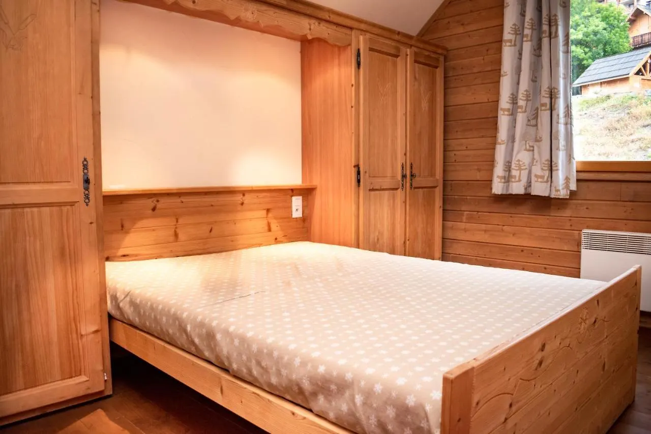 Chalets De Praroustan By Actisource Pra Loup Aparthotel
