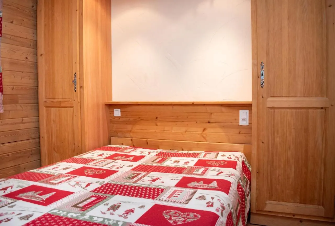 *** Aparthotel Chalets De Praroustan By Actisource Pra Loup France